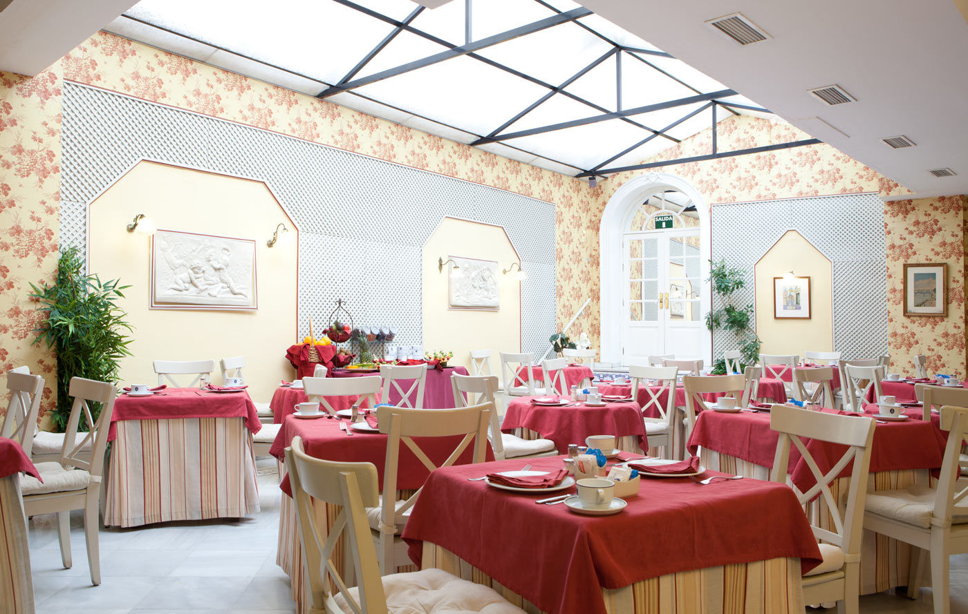 Hotel Doña María 4*